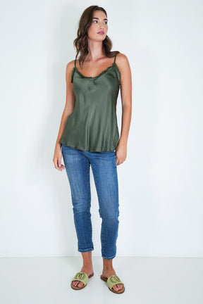 Slim Boyfriend Jean