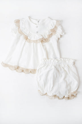 White Sally Set baby two-piece outfit with ruffle collar and bloomers