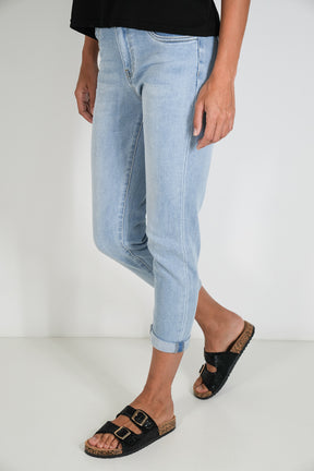 Embroidered Pocket Jean