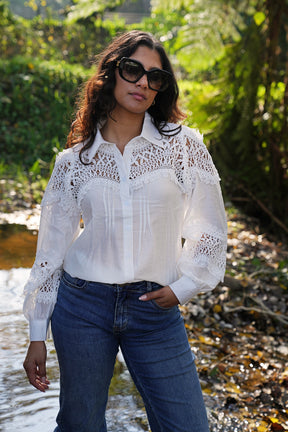 white_shakira_blouse_campaign_somehtingpretty